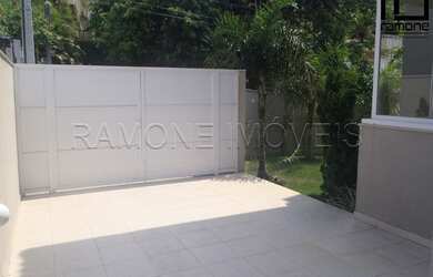 Imagem 7: Belíssima casa 595 m², de esquina, com 4 suítes, sala de estar, sala...