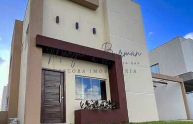 Imagem: A casa em condomínio possui 4 Dormitórios, 4 Banheiros, 2