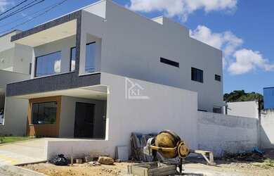 Imagem: A casa em condomínio possui 3 Dormitórios, 3 Banheiros, 2