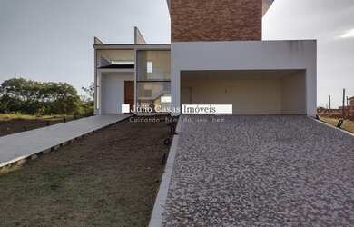 Imagem: Casa em condomínio de alto padrão