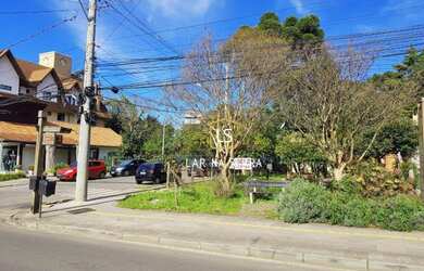 Imagem: O terreno possui 534m² de Área e está localizado em Gramado