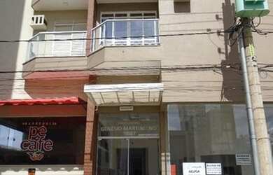 Imagem: O apartamento possui 1 Dormitório, 1 Banheiro, 1 Vaga na garagem