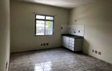 Imagem: O depósito possui 60m² de Área e está localizado em Rio