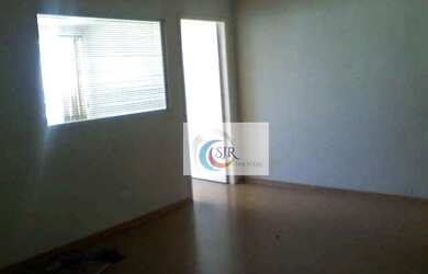 Imagem: O depósito possui 2 Vagas na garagem, 66m² de Área e está