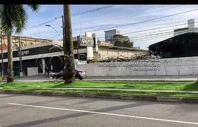 Imagem: O terreno possui 730m² de Área e está localizado em Vila