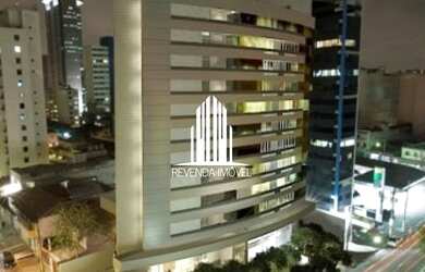 Imagem: O depósito possui 3 Vagas na garagem e 135m² de Área e está