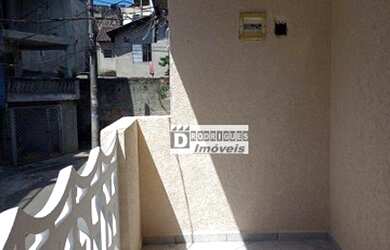 Imagem: A casa possui 2 Dormitórios, 2 Banheiros, 1 Vaga na garagem