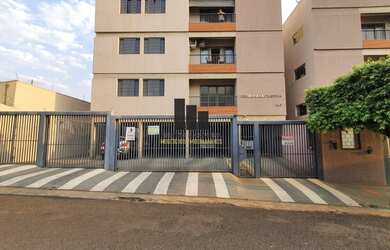 Imagem: O apartamento possui 3 Dormitórios, 2 Banheiros, 1 Vaga na