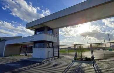 Imagem: O terreno possui 180m² de Área e está localizado em Centro