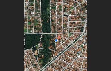 Imagem: A casa possui 3 Dormitórios, 2 Banheiros, 120m² de Área e