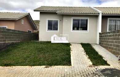 Imagem: A casa possui 2 Dormitórios, 1 Banheiro, 1 Vaga na garagem