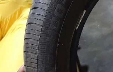 Imagem 3: Vende-se pneu novo novo 2 meses de usado aro 15 195 55 R15 85v