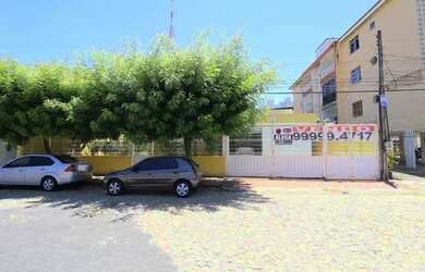 Imagem: A casa possui 4 Dormitórios, 4 Banheiros, 252m² de Área e