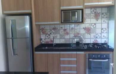 Imagem: O apartamento possui 2 Dormitórios, 1 Banheiro, 1 Vaga na garagem