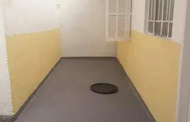 Imagem: A casa possui 1 Dormitório, 1 Banheiro, 30m² de Área e está