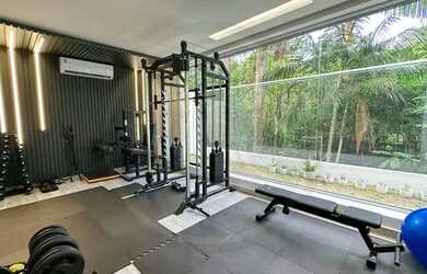 Imagem 12: Belíssima Casa na Ponta Negra/Energia solar/Cinema/Academia/Sauna/Adega/Novinha e Mobiliad