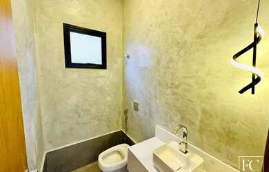 Imagem 5: Com uma fachada de tirar o fôlego, essa linda casa no Village Damha Rio...