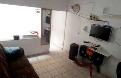 Imagem: A casa possui 2 Dormitórios, 1 Banheiro, 48m² de Área e