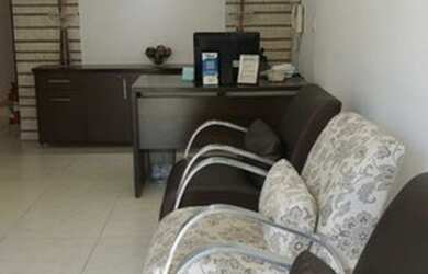 Imagem: A casa possui 5 Dormitórios, 3 Banheiros, 1 Vaga na garagem