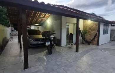 Imagem: A casa em condomínio possui 3 Dormitórios, 2 Banheiros, 3