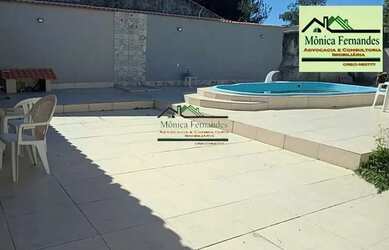 Imagem: A casa possui 3 Dormitórios, 3 Banheiros, 2 Vagas na garagem