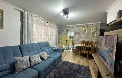 Imagem: O apartamento possui 3 Dormitórios, 1 Banheiro, 1 Vaga na garagem