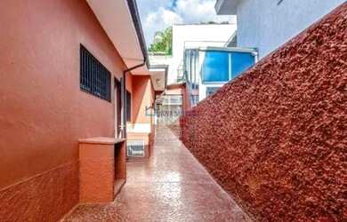 Imagem: A casa possui 2 Dormitórios, 2 Banheiros, 2 Vagas na garagem