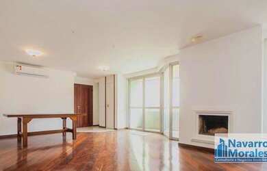 Imagem: O apartamento possui 4 Dormitórios, 4 Banheiros, 2 Vagas na