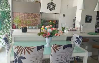 Imagem: O apartamento possui 3 Dormitórios, 2 Banheiros, 2 Vagas na