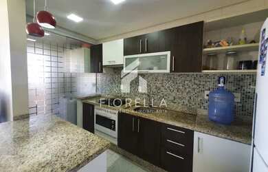 Imagem: O apartamento possui 2 Dormitórios, 2 Banheiros, 1 Vaga na