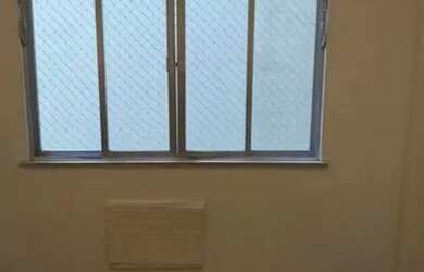 Imagem: O apartamento possui 1 Dormitório, 1 Banheiro, 38m² de Área