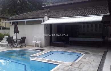 Imagem: A casa em condomínio possui 5 Dormitórios, 5 Banheiros, 3