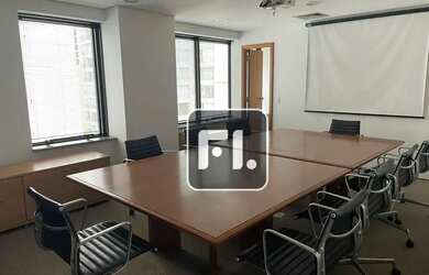 Imagem: O depósito possui 3 Vagas na garagem, 110m² de Área e está