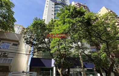 Imagem: O apartamento possui 3 Dormitórios, 4 Banheiros, 3 Vagas na