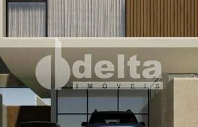 Imagem: A casa em condomínio possui 3 Dormitórios, 4 Banheiros, 4