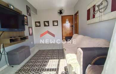 Imagem: O apartamento possui 1 Dormitório, 1 Banheiro, 1 Vaga na garagem