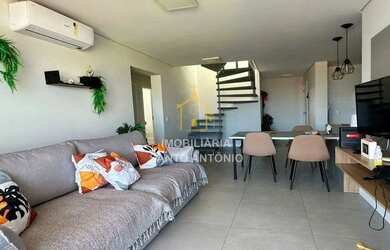 Imagem: O apartamento possui 3 Dormitórios, 2 Banheiros, 2 Vagas na