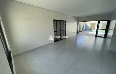 Imagem 13: Sobrado 03 Suítes e piscina no centro de Matinhos