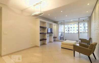 Imagem: O apartamento possui 1 Dormitório, 1 Banheiro, 1 Vaga na garagem