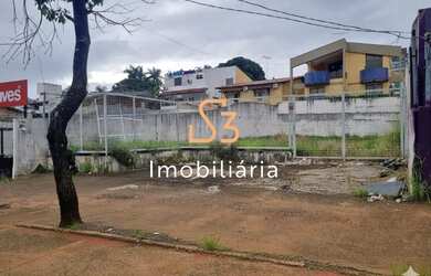 Imagem: O terreno possui 330m² de Área e está localizado em Lidice