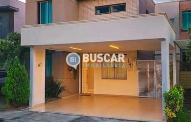 Imagem: A casa possui 3 Dormitórios, 4 Banheiros, 2 Vagas na garagem