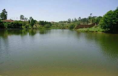 Imagem: A fazenda possui 5.000m² de Área e está localizado em Centro