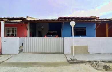 Imagem: A casa em condomínio possui 3 Dormitórios, 2 Banheiros, 1