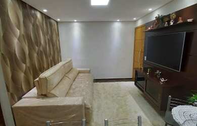 Imagem: O apartamento possui 2 Dormitórios, 1 Banheiro, 1 Vaga na garagem