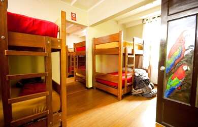 Imagem: O quarto possui Área de serviço e está localizado em Centro