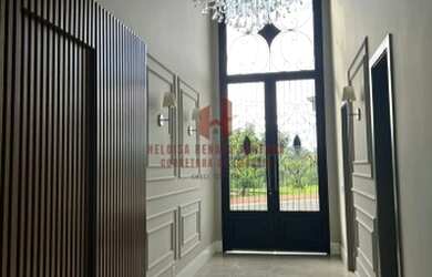 Imagem: A casa em condomínio possui 5 Dormitórios, 5 Banheiros, 5