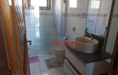 Imagem 15: Casa com 4 dormitórios, venda por R$ 1.200.000 ou aluguel por R$ 4.500/mês...