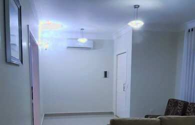 Imagem: A casa em condomínio possui 3 Dormitórios, 3 Banheiros, 4