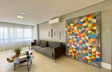 Imagem: O apartamento possui 3 Dormitórios, 5 Banheiros, 3 Vagas na