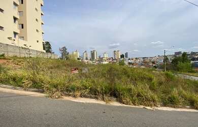 Imagem: O terreno possui 250m² de Área e está localizado em Loteamento